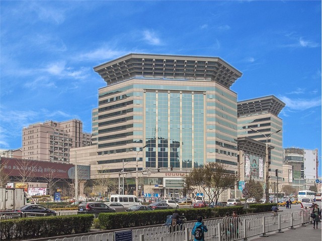 徐州滑移装载机除雪辅具联系方式